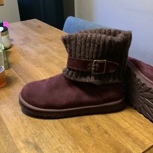Ugg boots. Like new. Size 11. I think I wore them once!